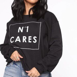 fashion nova / no 1 cares black crewneck sweater S